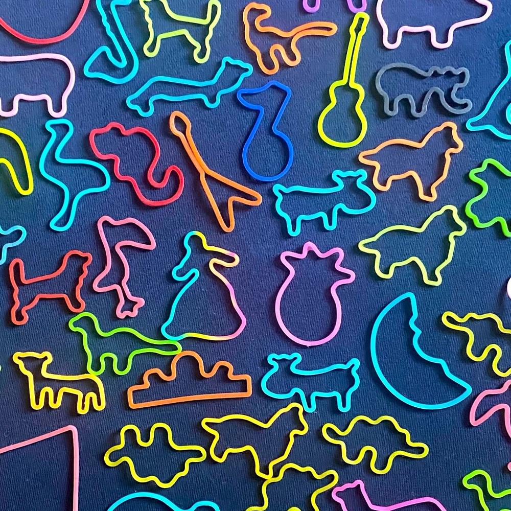 60+ Silly Bandz